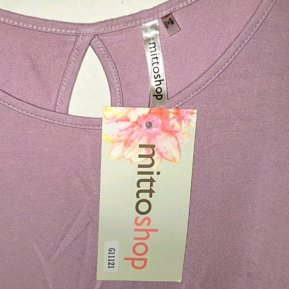 Bittoshop Women's Cold Shoulder Top - Picture 4 of 7